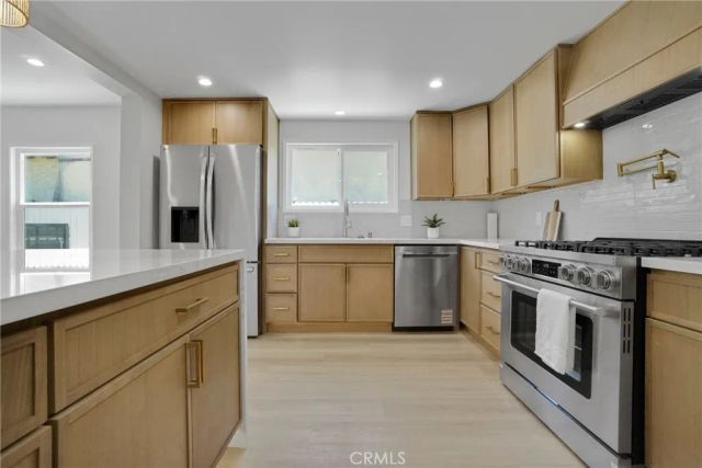 3634 Brunswick, Los Angeles, CA 90039