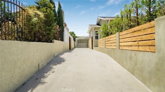 3634 Brunswick, Los Angeles, CA 90039