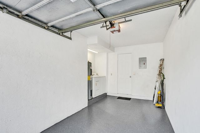 12 Via De Casas Sur 101, Boynton Beach, FL 33426