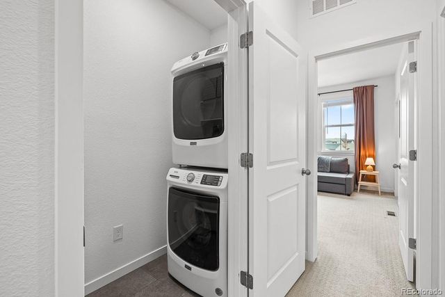 2044 S Upham Way, Lakewood, CO 80227