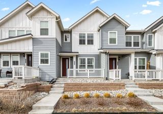 2044 S Upham Way, Lakewood, CO 80227
