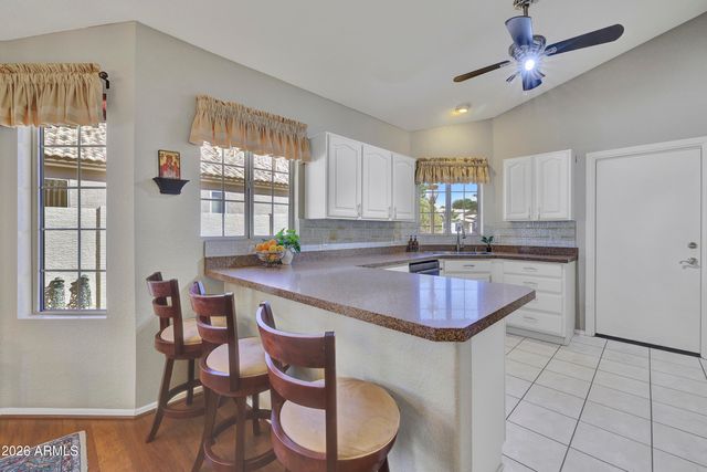 10858 W IRMA Lane, Peoria, AZ 85373