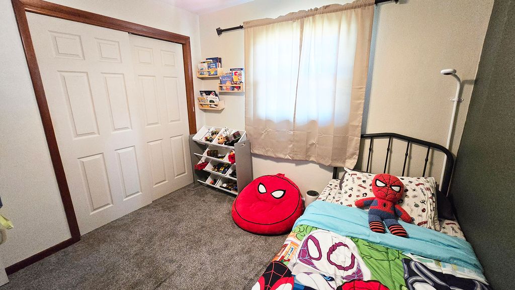 Image 23 of property listing at 412 Sunset Drive, Centralia, IL 62801