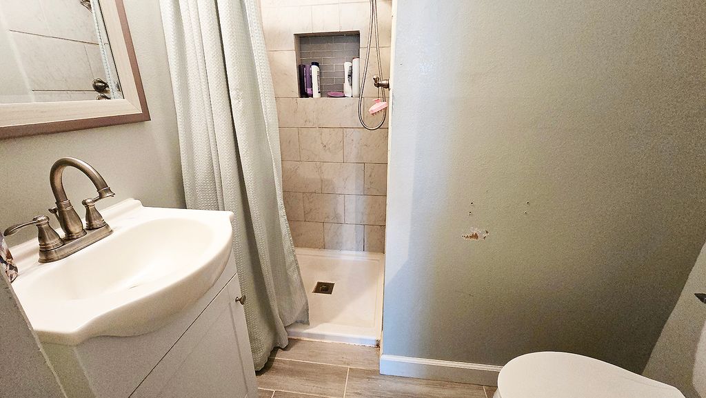 Image 27 of property listing at 412 Sunset Drive, Centralia, IL 62801