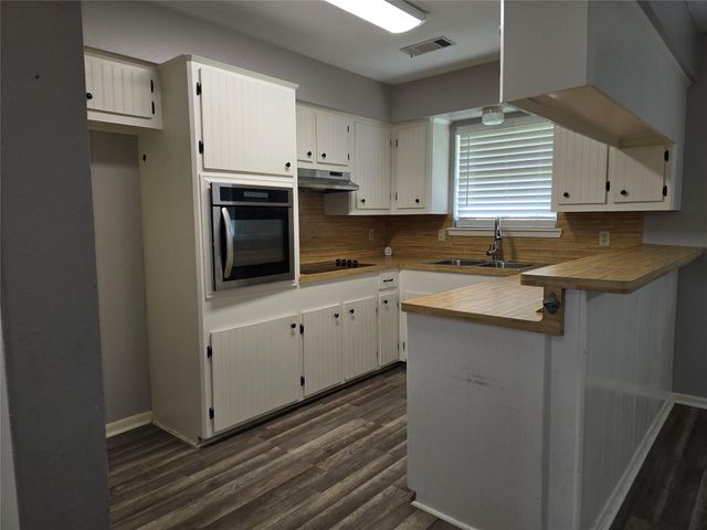 17415 Fir Road Road, Alvin, TX 77511