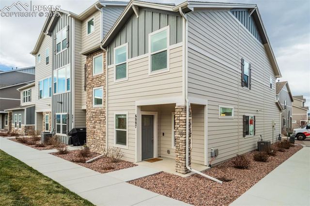 6087 Magma Heights, Colorado Springs, CO 80924