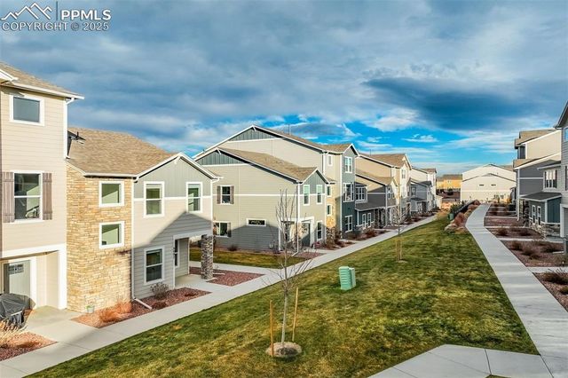 6087 Magma Heights, Colorado Springs, CO 80924