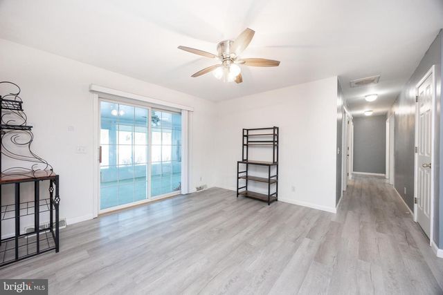 12 SAJER RD, Pottsville, PA 17901