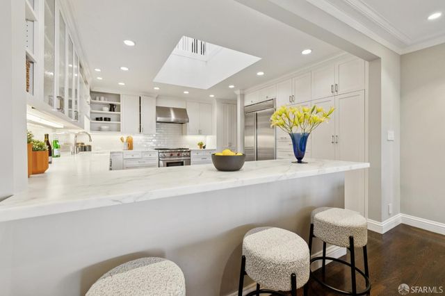 3343 Pierce Street, San Francisco, CA 94123