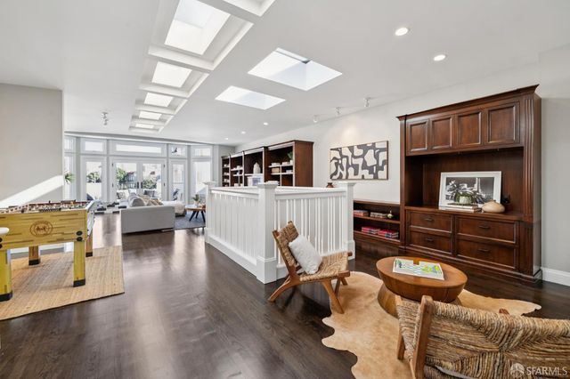 3343 Pierce Street, San Francisco, CA 94123