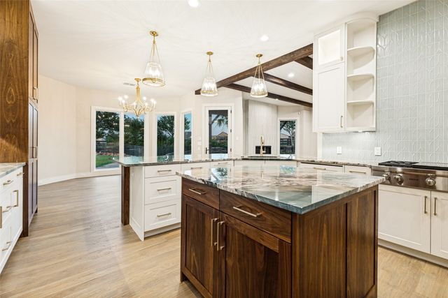 1023 Gene Perry Court, Bartonville, TX 76226
