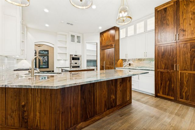 1023 Gene Perry Court, Bartonville, TX 76226
