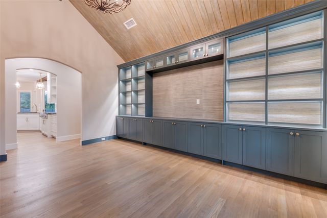 1023 Gene Perry Court, Bartonville, TX 76226