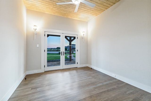1023 Gene Perry Court, Bartonville, TX 76226