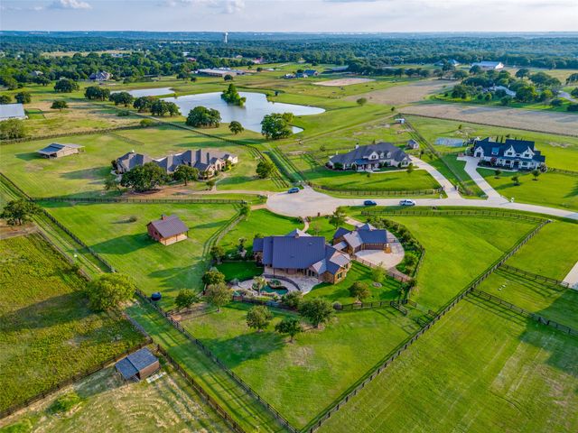 1023 Gene Perry Court, Bartonville, TX 76226