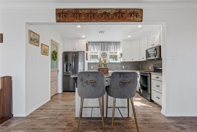 1307 Range Road, China Spring, TX 76633