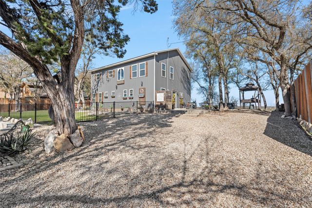 1307 Range Road, China Spring, TX 76633