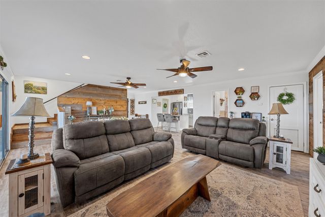 1307 Range Road, China Spring, TX 76633