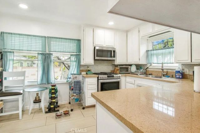 6855 Butler Ave, Long Beach, CA 90805