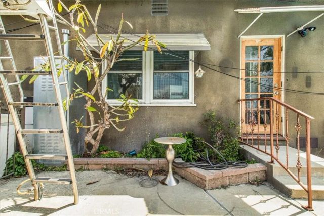 6855 Butler Ave, Long Beach, CA 90805