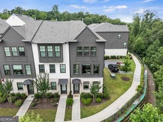 6579 Beacon Drive 327, Atlanta, GA 30328
