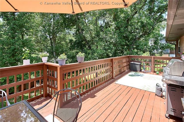 106 Sheridan Circle, Charleston, WV 25314