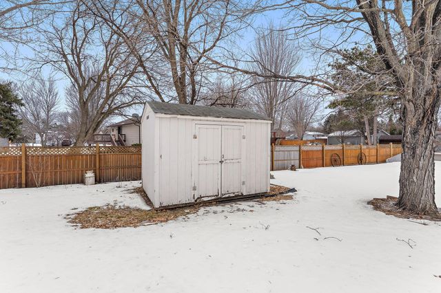 2524 131st Avenue NW, Coon Rapids, MN 55448