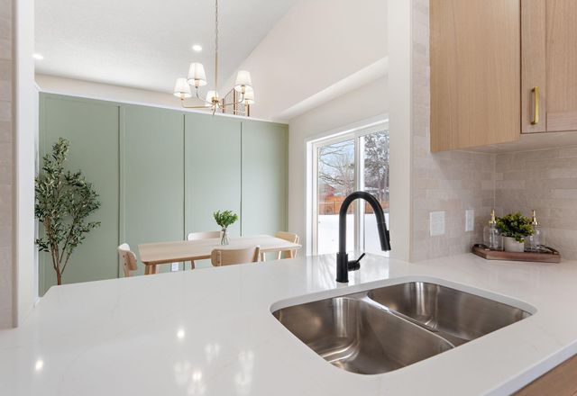 2524 131st Avenue NW, Coon Rapids, MN 55448