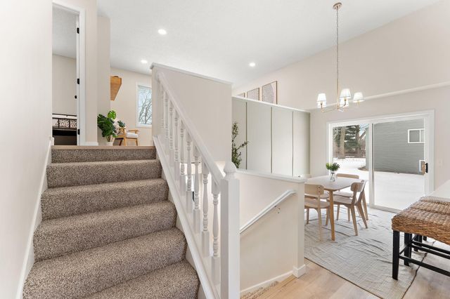 2524 131st Avenue NW, Coon Rapids, MN 55448