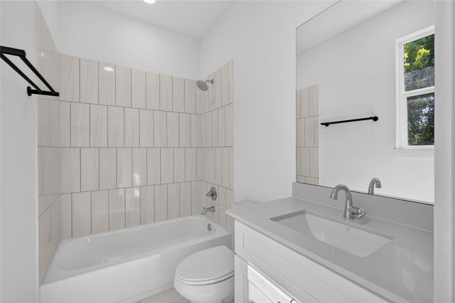 835 Rachel Street B, Houston, TX 77091