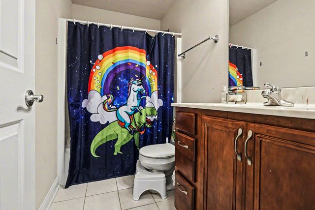 69739 Roy Drive, Edwardsburg, MI 49112