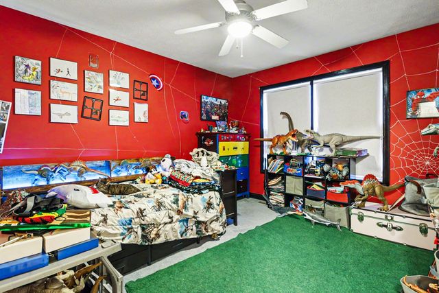 69739 Roy Drive, Edwardsburg, MI 49112