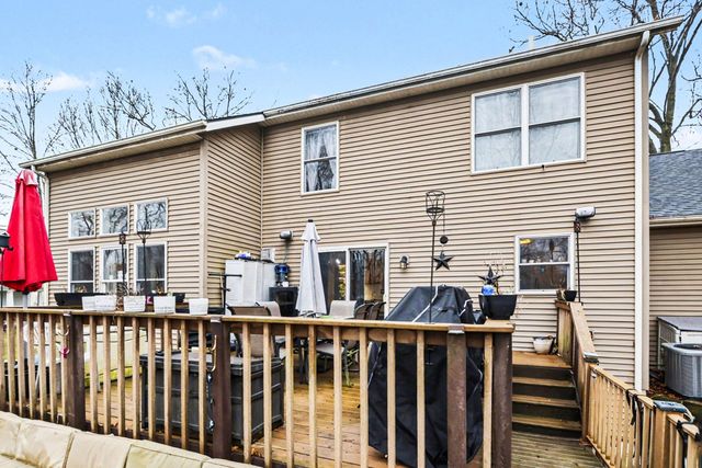 69739 Roy Drive, Edwardsburg, MI 49112