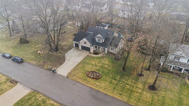 69739 Roy Drive, Edwardsburg, MI 49112