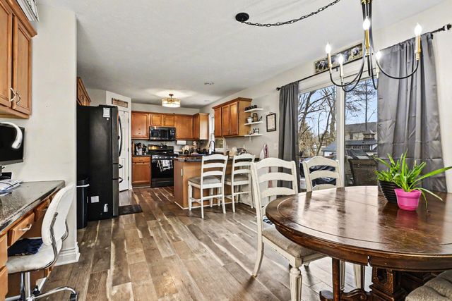 69739 Roy Drive, Edwardsburg, MI 49112