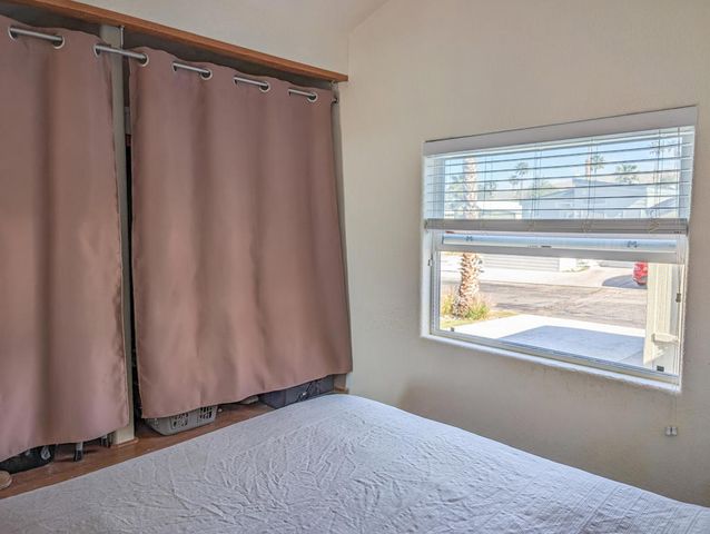 70200 Dillon Road 328, Desert Hot Springs, CA 92241