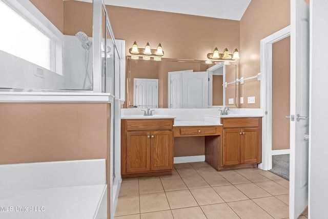 1970 Planters Drive, Olive Branch, MS 38654