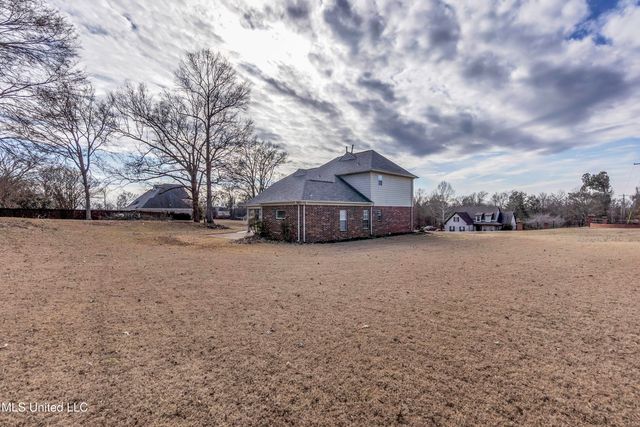 1970 Planters Drive, Olive Branch, MS 38654