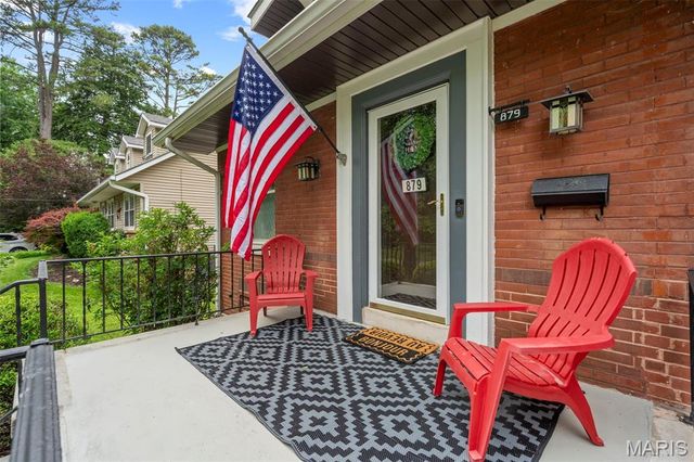 879 Greeley Avenue, St Louis, MO 63119