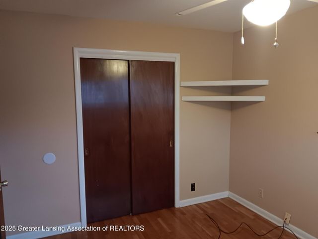 1007 N Foster Avenue, Lansing, MI 48912