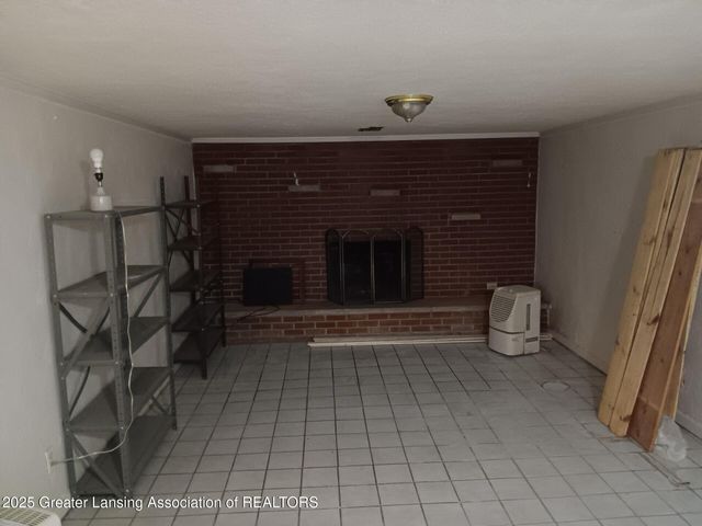 1007 N Foster Avenue, Lansing, MI 48912