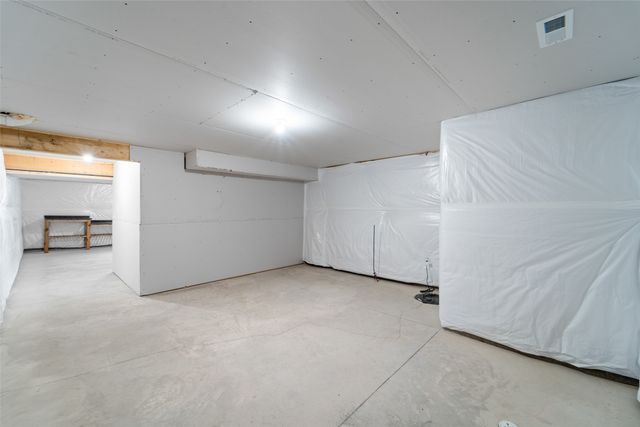 4116 NW Linwood Drive, Ankeny, IA 50023