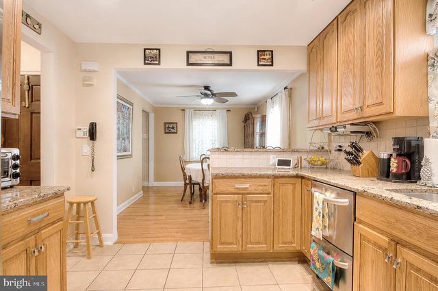 145 CEDAR AVE, Westville, NJ 08093