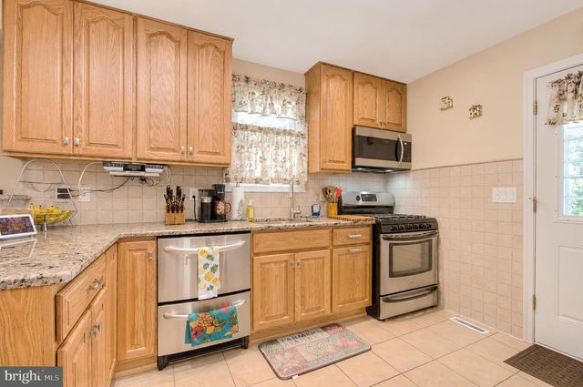 145 CEDAR AVE, Westville, NJ 08093
