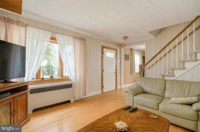145 CEDAR AVE, Westville, NJ 08093