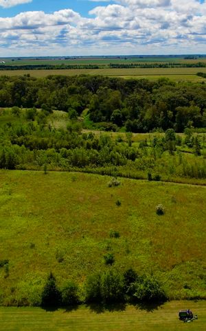 97.49 acres 2700 North Road, Ashkum, IL 60911