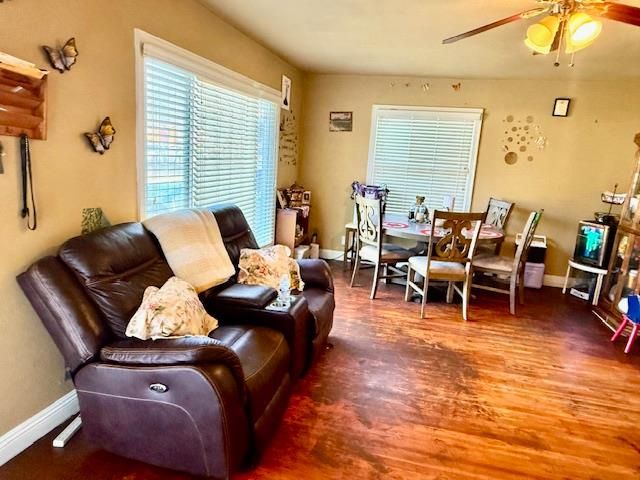 1025 W Griffith Avenue, Fresno, CA 93705