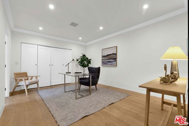 602 S Lucerne Boulevard, Los Angeles, CA 90005