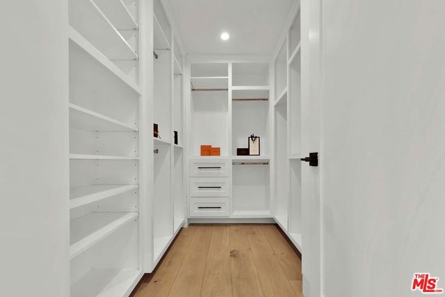 602 S Lucerne Boulevard, Los Angeles, CA 90005