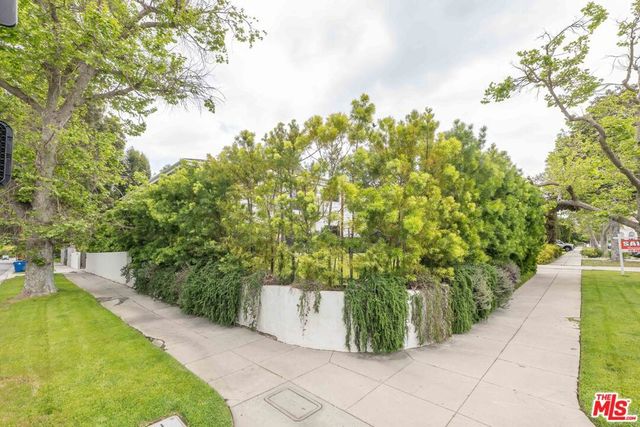 602 S Lucerne Boulevard, Los Angeles, CA 90005